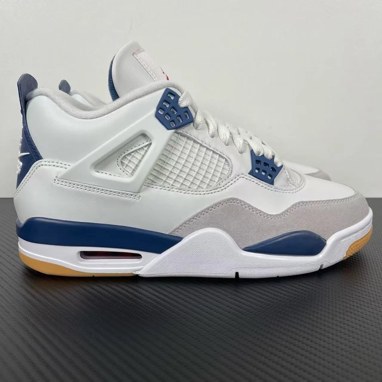 Jordan Sneakers Air 4 — 29