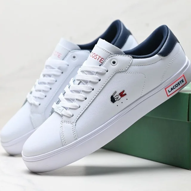 Lacoste Sneakers Low-top lace-up with crocodile side patch product detail image 3