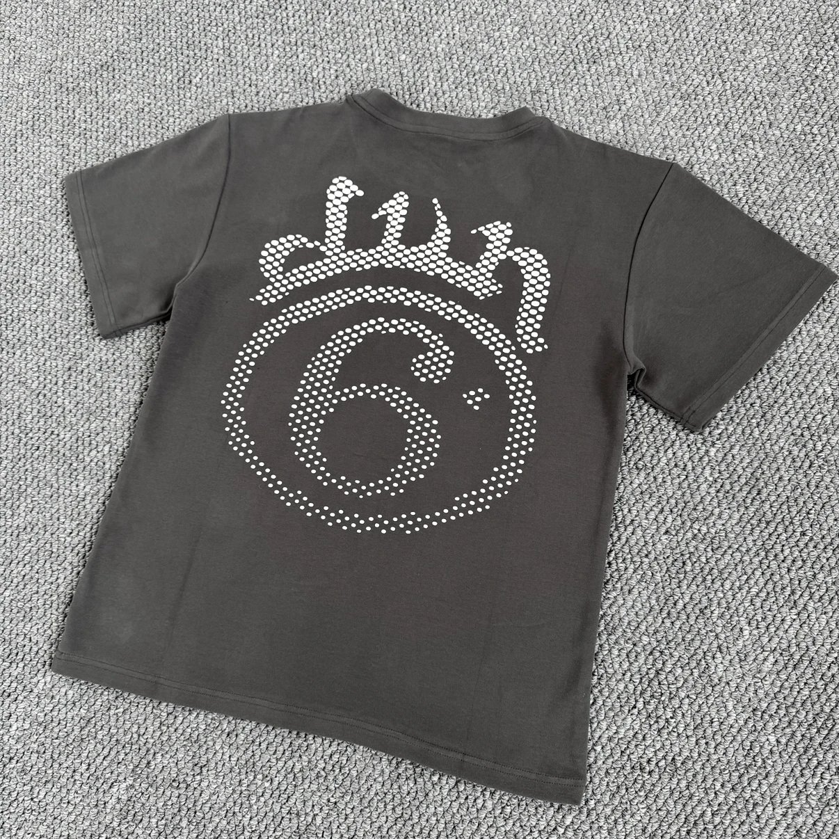 Q-DD Back Print No.6 T-Shirt