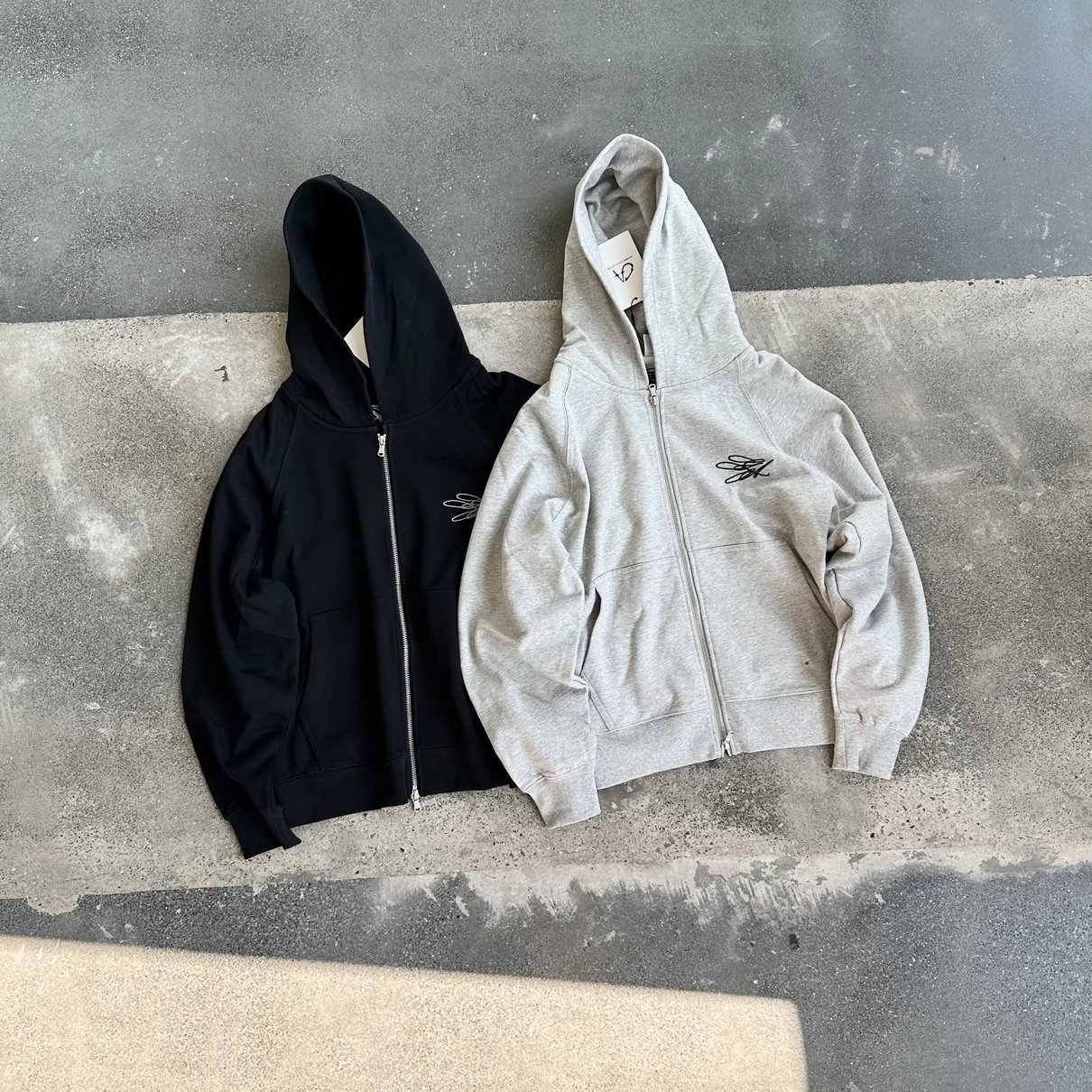 F-Gar signature hooded zipper sweater