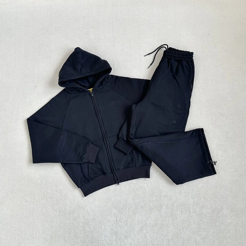 +¥195（Protect Day2Day Zip hoodie+pants｜black）