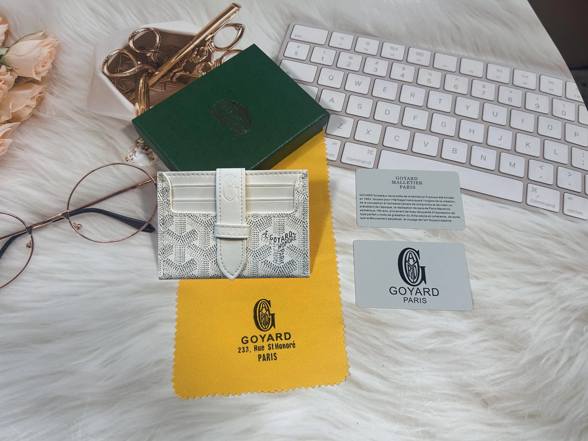 Card wallet with box (If you encounter any problem, please contact WhatsApp: +85264813501)
