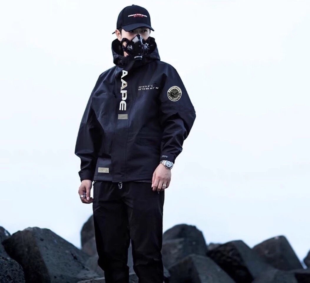47068 original cow goods Aape 2022s latest model submachine jacket with reflective leather label jacket for couples