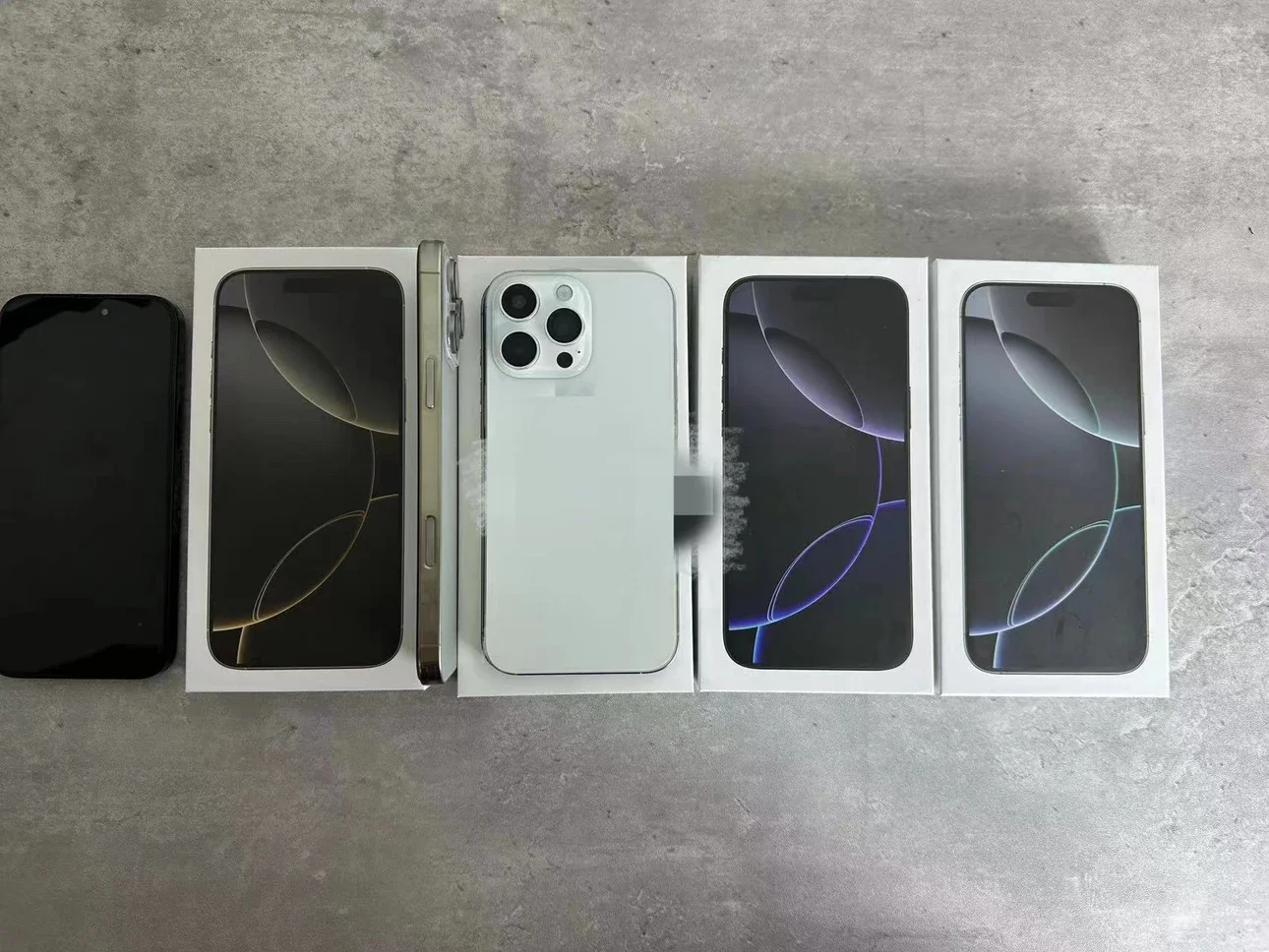 iPhone 16 Pro Max