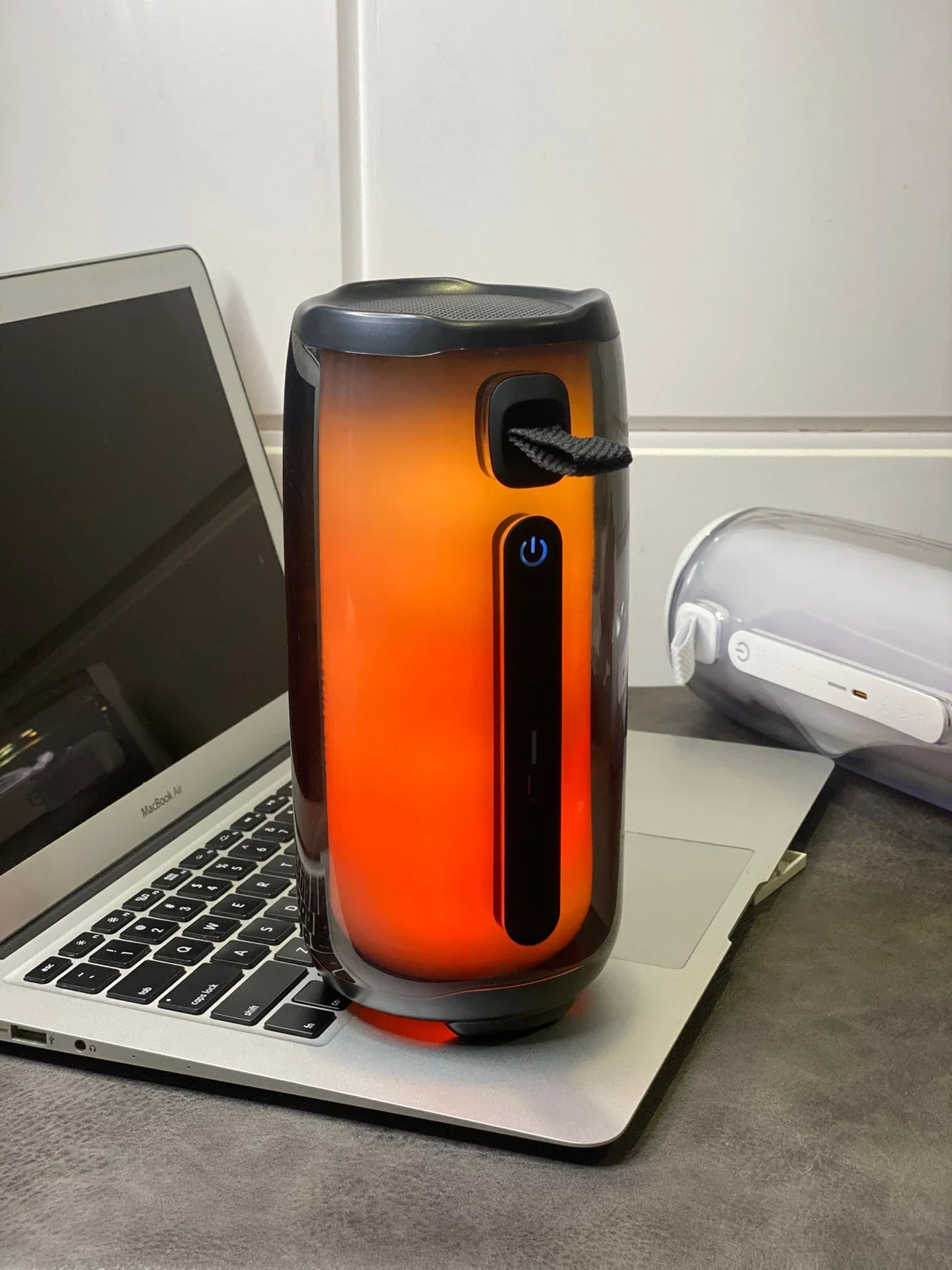 JBL pulse5 speaker