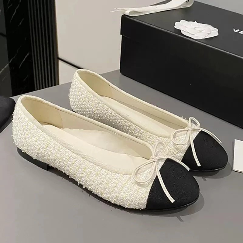 Chanel Ballerina Flat Beige and Black Leather Shoes Casual Shoes - 4