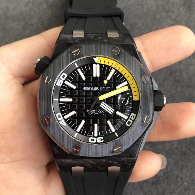 Watch from No. 8