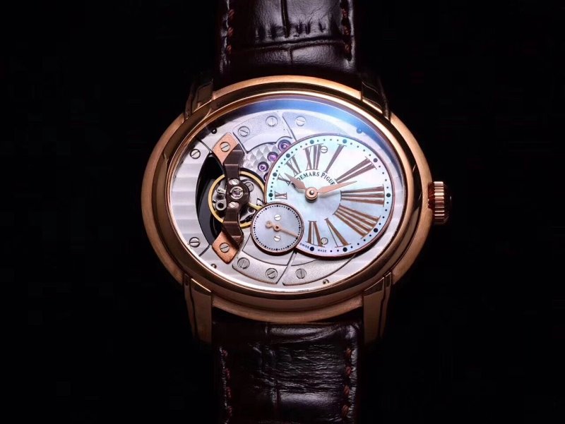 Watch from No. 8