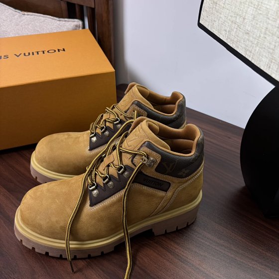 1V REMIX Snuffed Suede Yellow Boots Ankle Outdoor Work Boots Tan Item No.: 1AIZLS