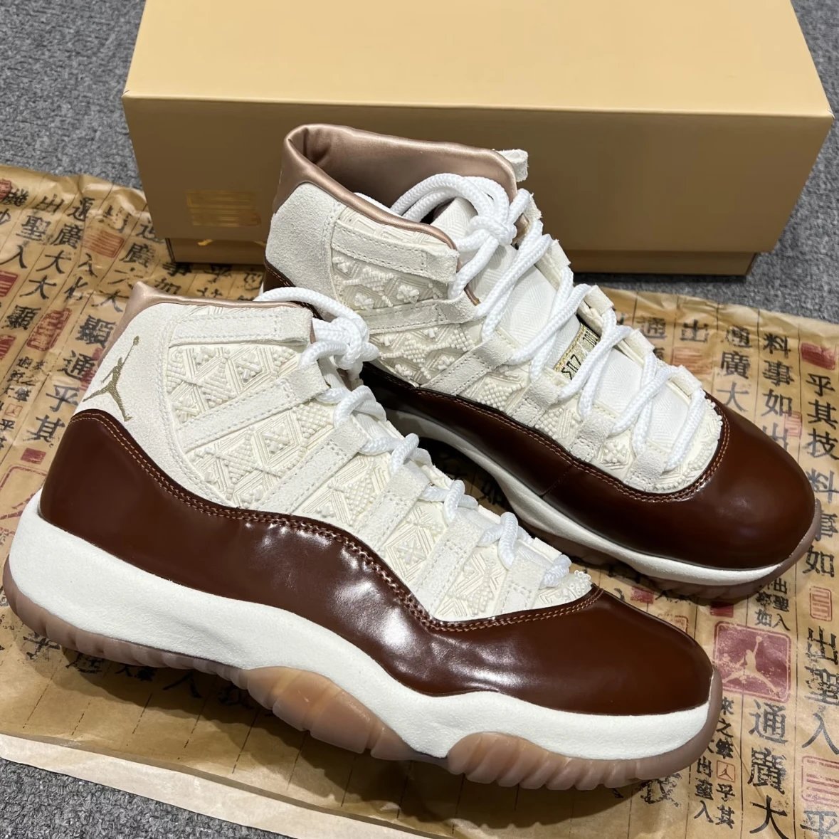 [Coming Soon] Air Jordan 11 AJ11 Retro CHINA China Limited High Top Retro Basketball Shoes in Rice Red Product Number: IM8352-670