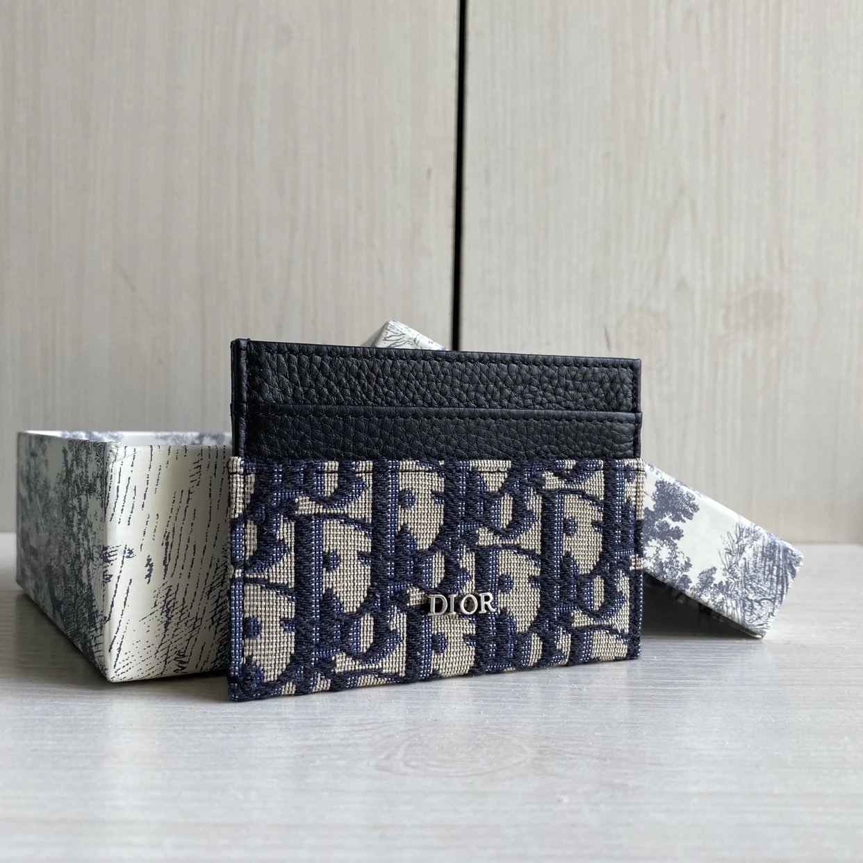 Lv Top Dior Classic Old Flower Embroidered Canvas with Litchi Pattern Ultra Thin Style Card Bag Card Bag Card Clip