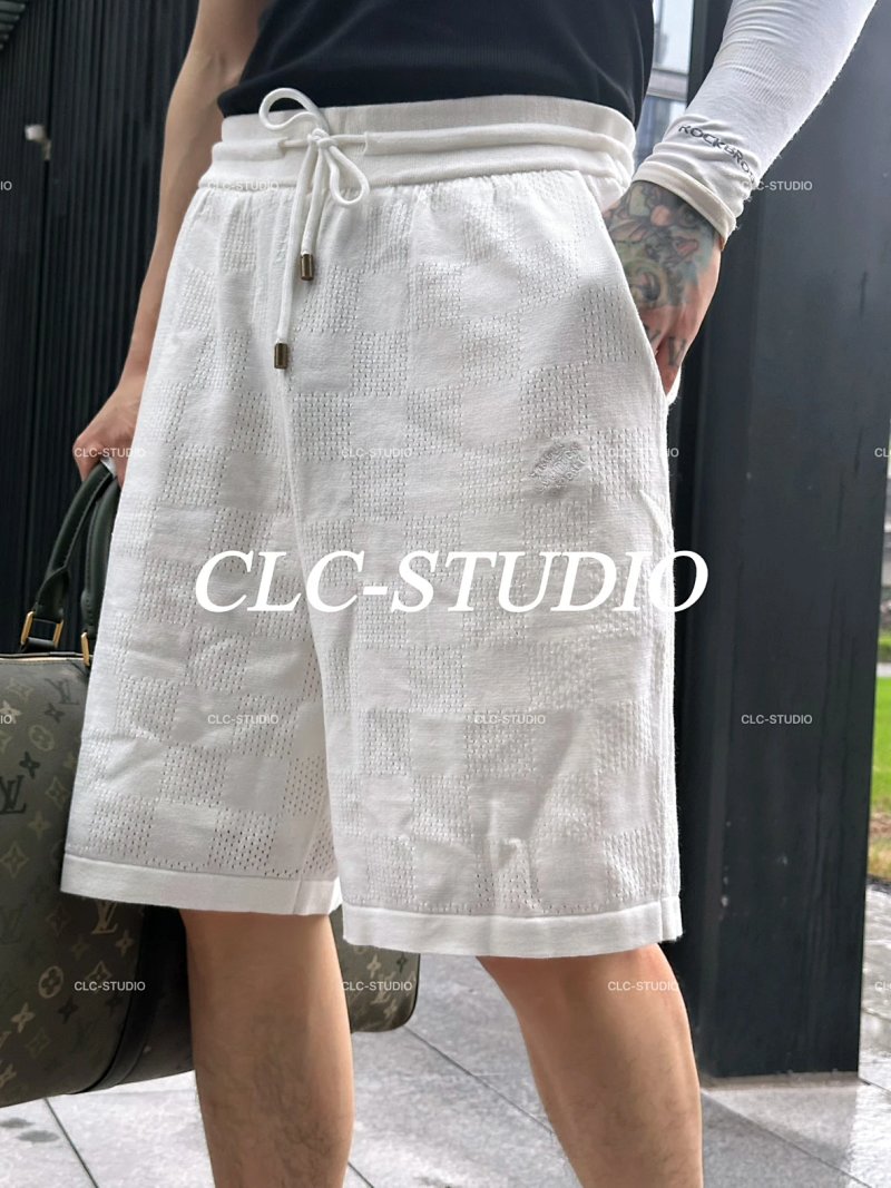 26Ss V Pharrell