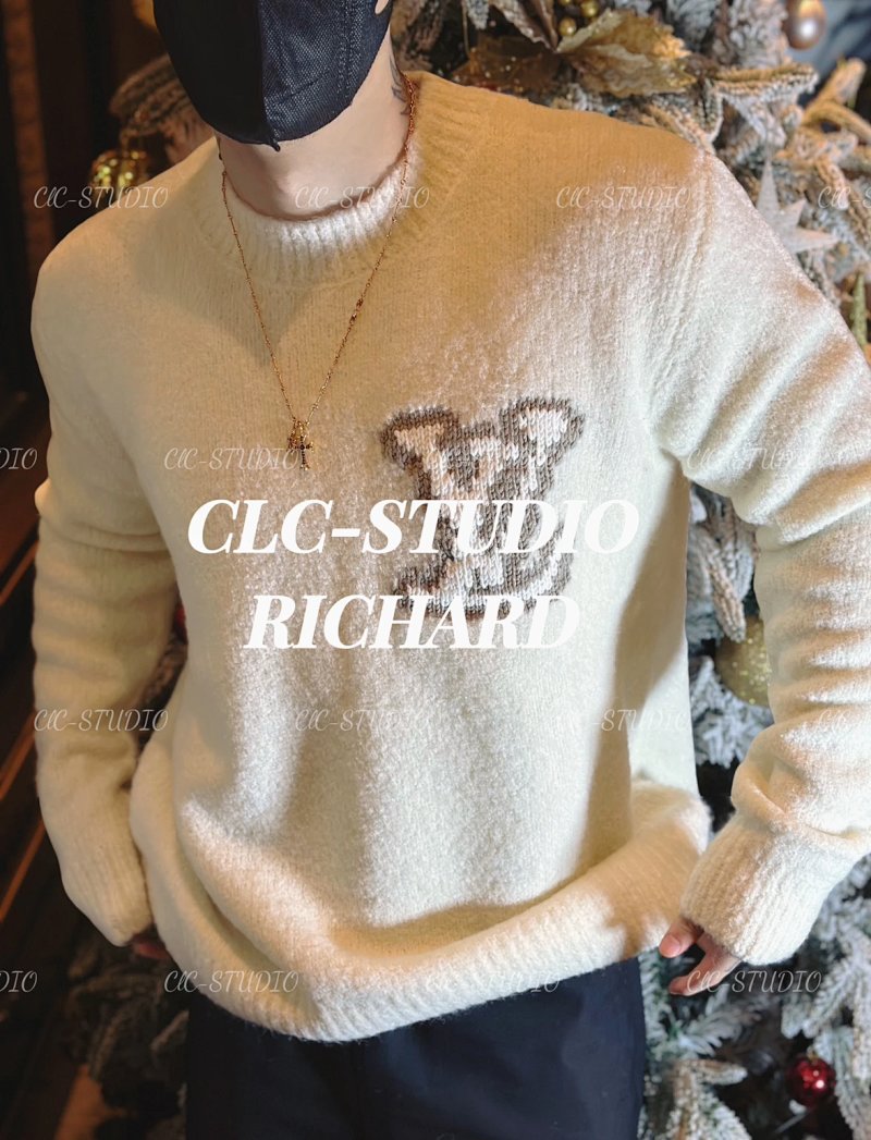 V Pharrell Ski