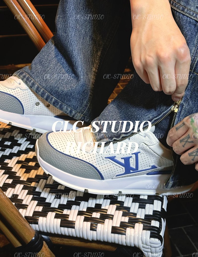 V Pharrell Classic