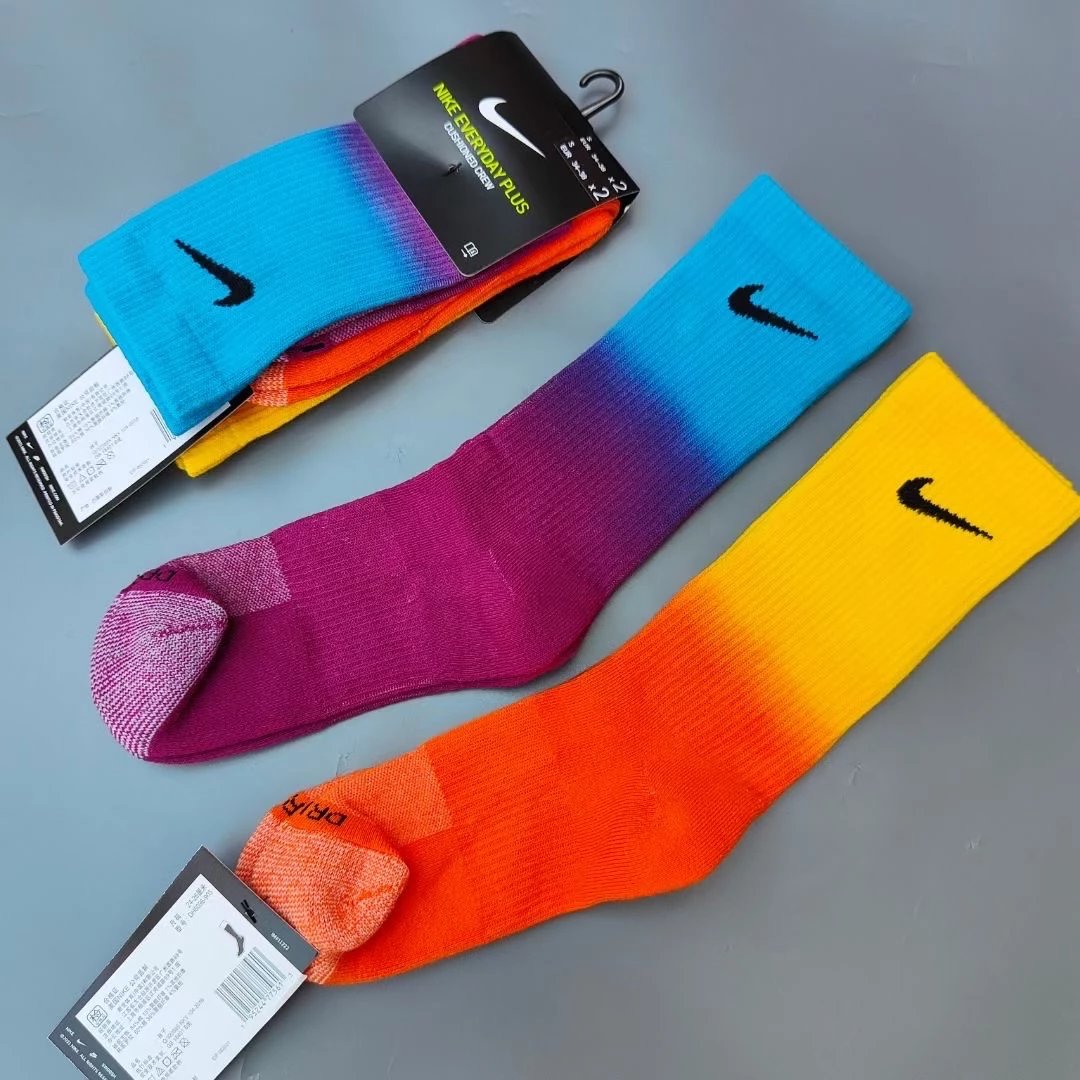 Tie-dye red, blue and yellow 2 pairs