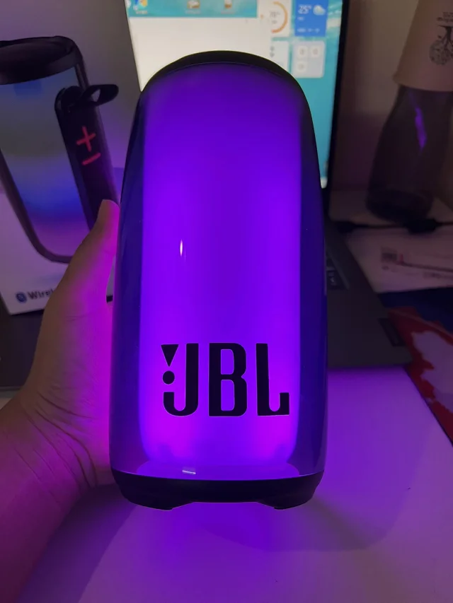 JBL Speakers Plus E6 Wireless Portable Speaker product detail image 3
