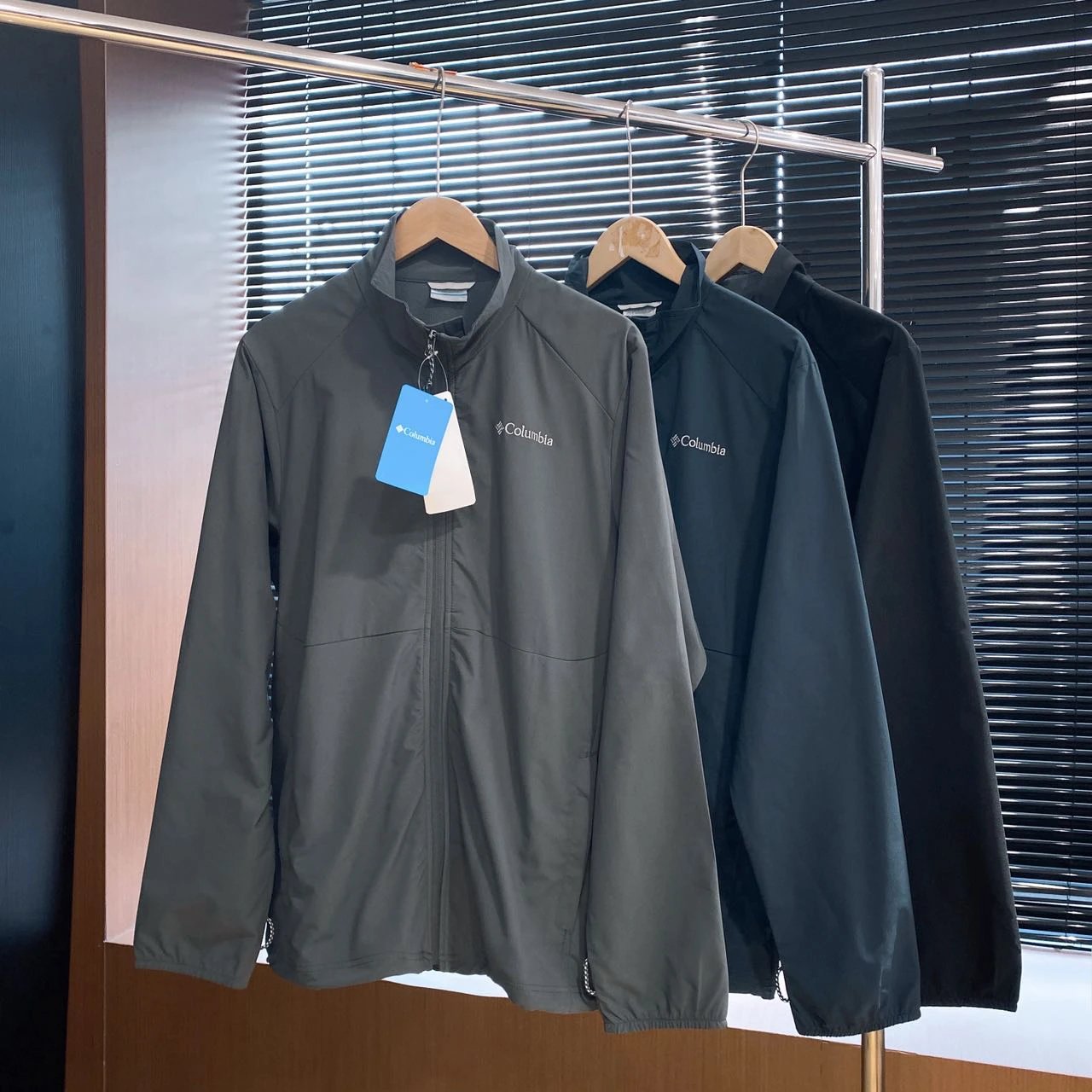 [In Stock] New Fall Columbia Functional Softshell Windproof Waterproof Warm Stand Collar Zip-Up Jacket Coat Unisex