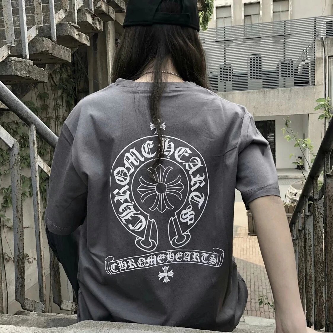 Cro Short-Sleeve T-Shirt with Sanskrit Horseshoe Print, Viral on Instagram, G-Dragon Same Style, Couples