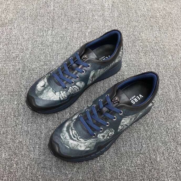 Versace 范思哲 正品 少量 看细节 喜欢的 赶紧下手 正码：40/41/42