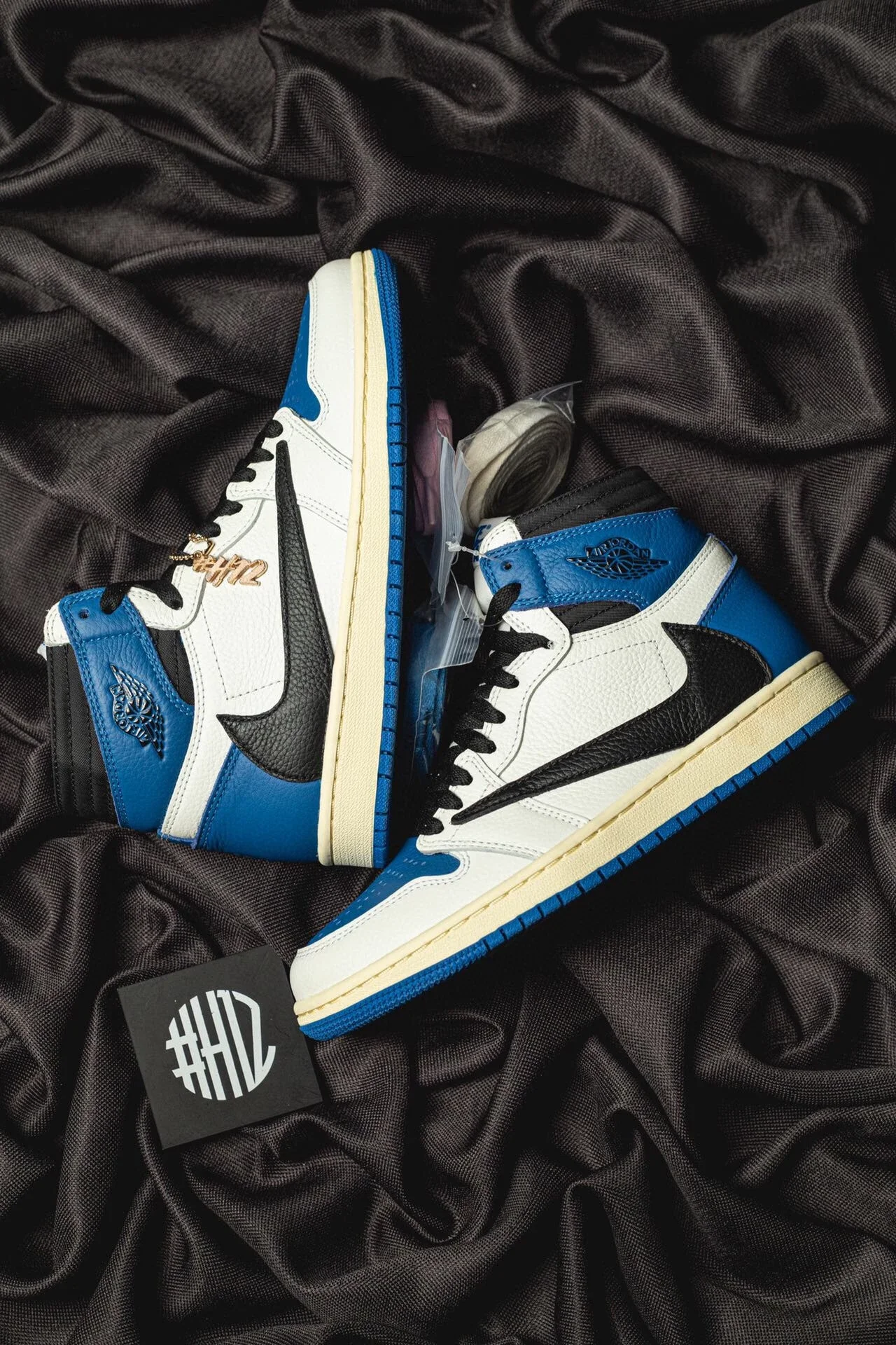 H12纯原AJ1 TS Travis Scott x Fragment x Air Jordan 1 High Military 