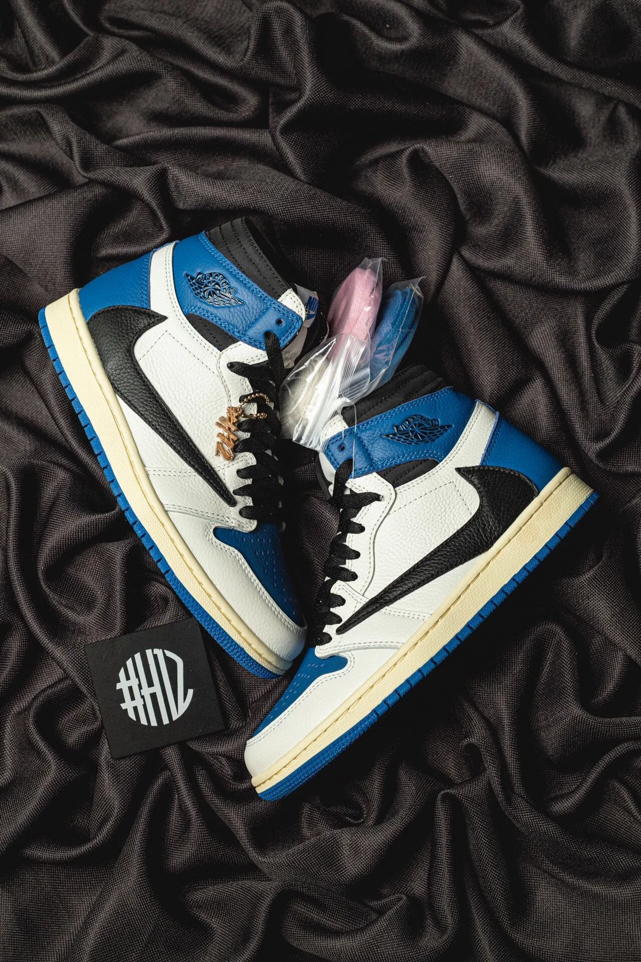 H12纯原AJ1 TS Travis Scott x Fragment x Air Jordan 1 High Military 