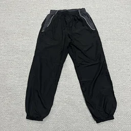 thumbnail for UM co-branded black and white set