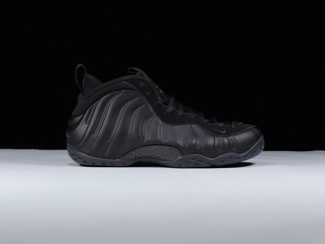 Foamposite One Anthracite (2020)