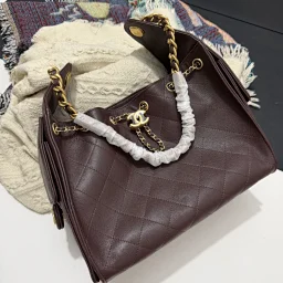 thumbnail for Top. Grade tail goods fragrant grandma chnel small 25bag armpit bag
Size: 26x30x14 special price 480