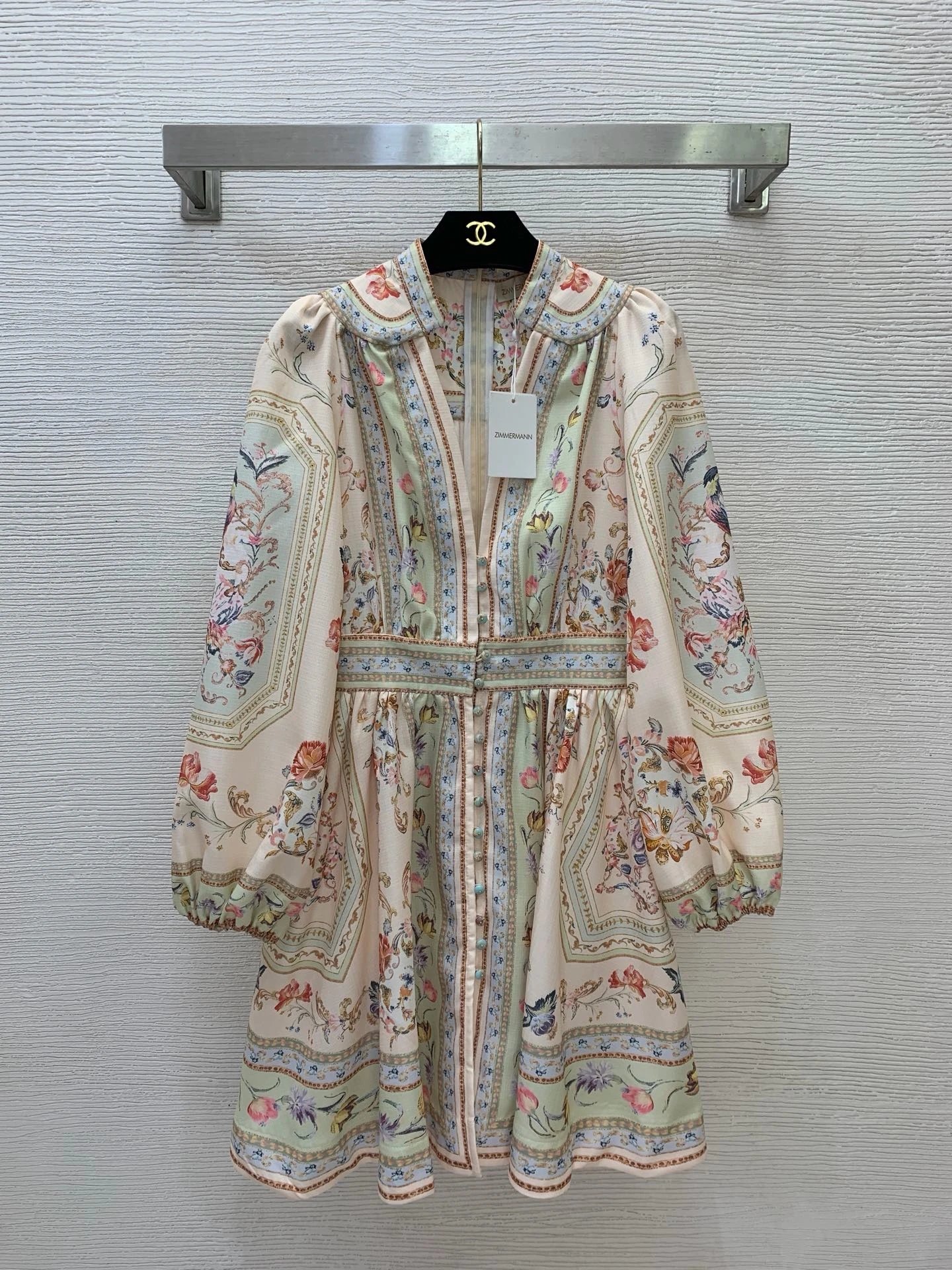 ZIMMERMAN * Australian brand high-end custom linen cotton blend fabric, travel and vacation style flower branch pattern printed single breasted open collar waist slimming V-neck lantern sleeve big swing dress! 1.2.3.4/SMLXL (size 2: bust circumference 88, waist circumference 72, sleeve length 60, skirt length 90)