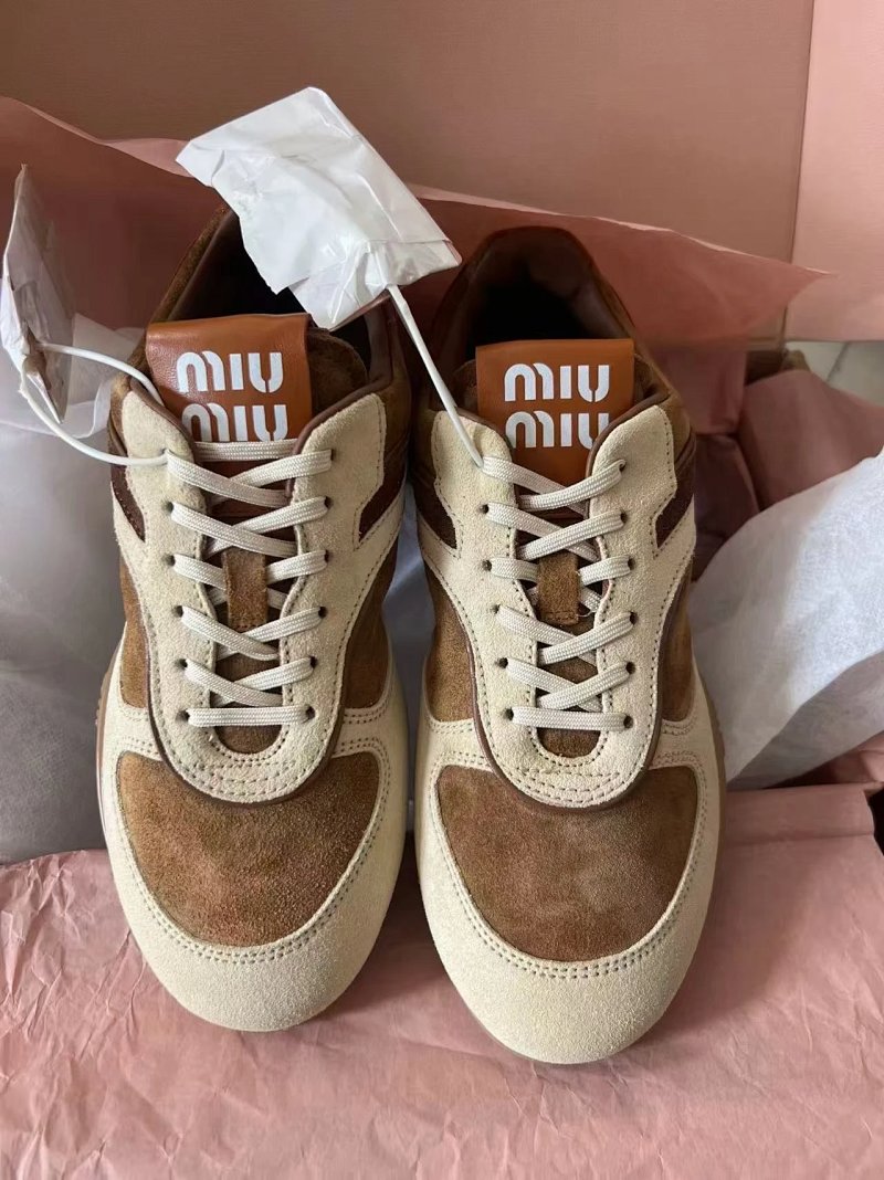 Sneakers from Jingjing