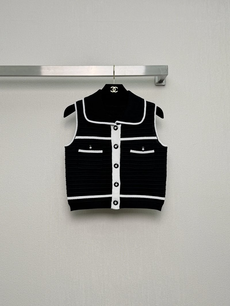 Chanel vest