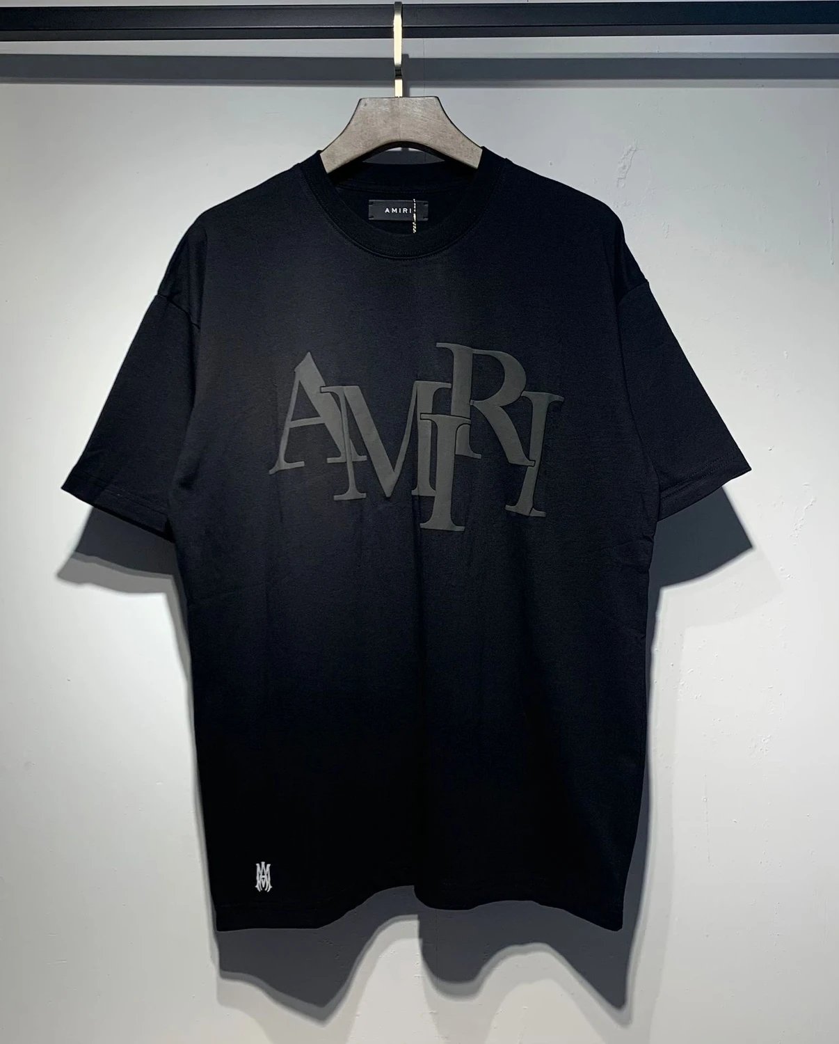 Amiri tee