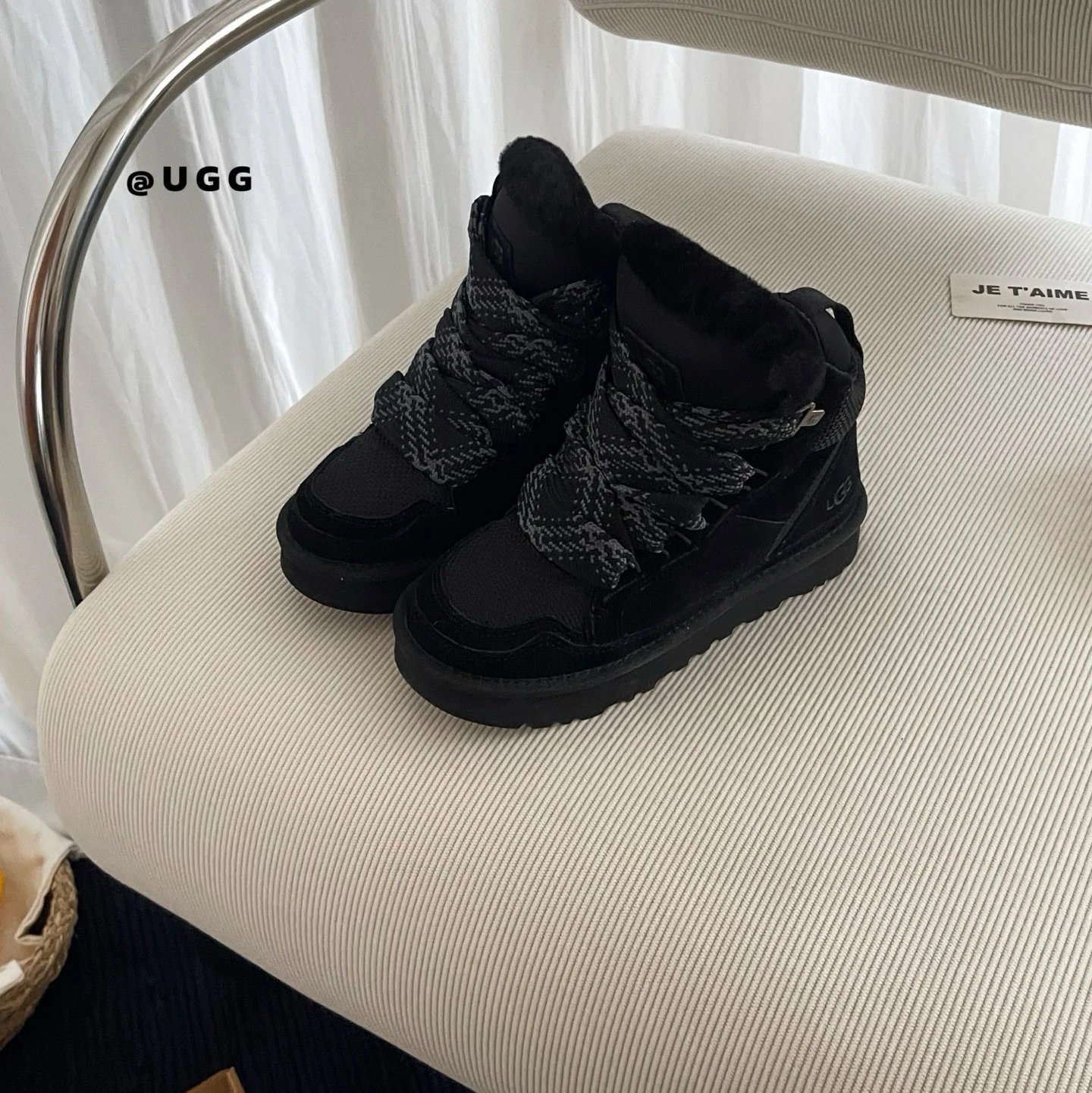 High top black