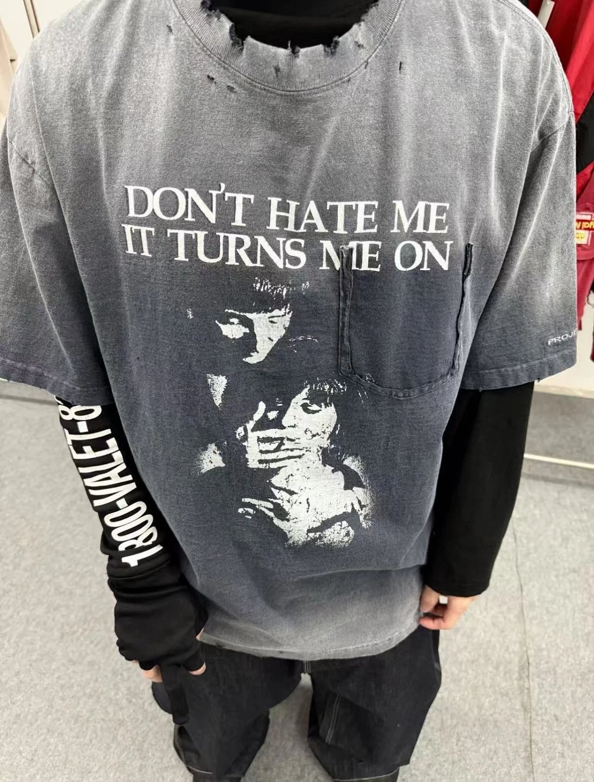 Design Locally Hard 'Don't Hate Me' Distressed Graphic T-Shirt Gray T-Shirts product detail 2 in Litbuy spreadsheet finds