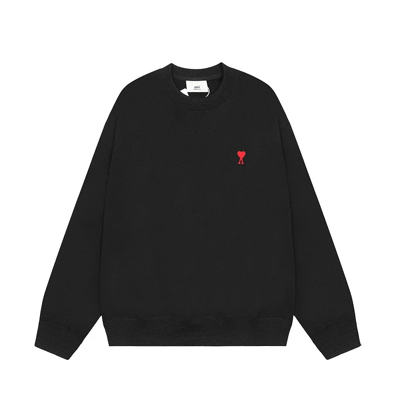 AMI Hoodie：Subtle but clean—neckline holds up well.Score:9.6/10