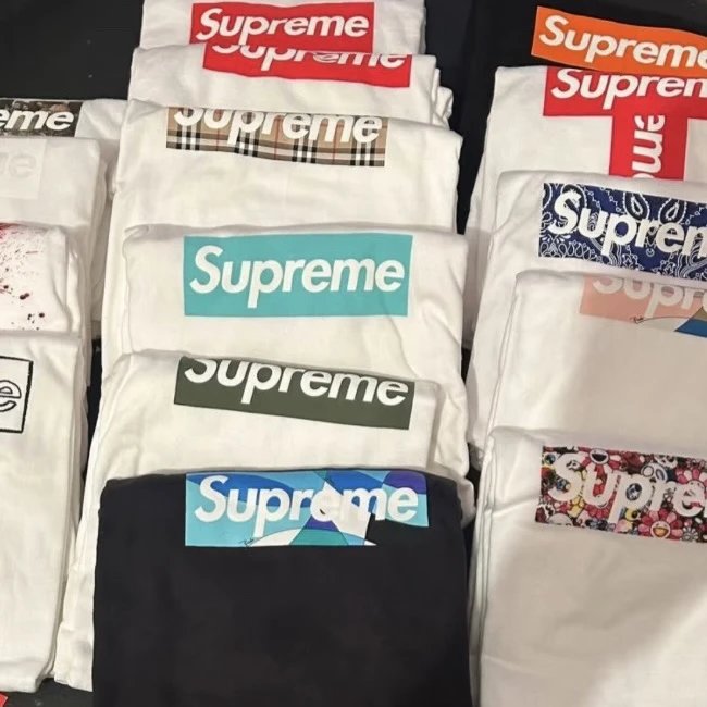 Supreme Tee