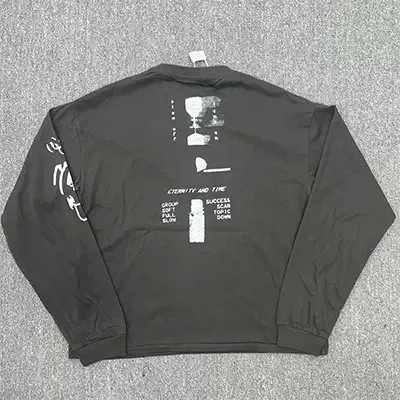 Off-White Eternity and Time Graphic Long-Sleeve T-Shirt Black - 1