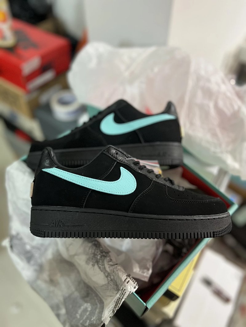 Tiffany & CO. X N Force 1Low 1837 XP Top