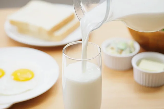 鲜牛奶不加一滴水、酥脆奶香：60gx6袋内蒙古特产 鲜奶馍馍酥 团购价23.68元包邮 买手党-买手聚集的地方