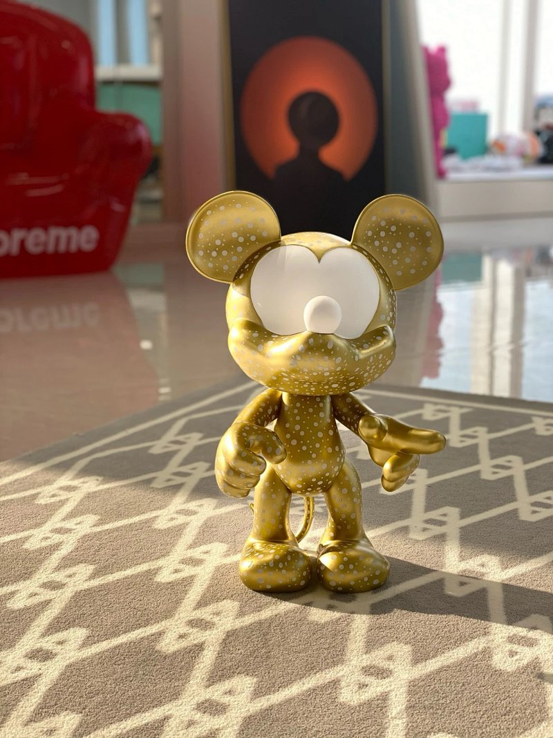 Mickey Sparkling Gold Leblon Delienne