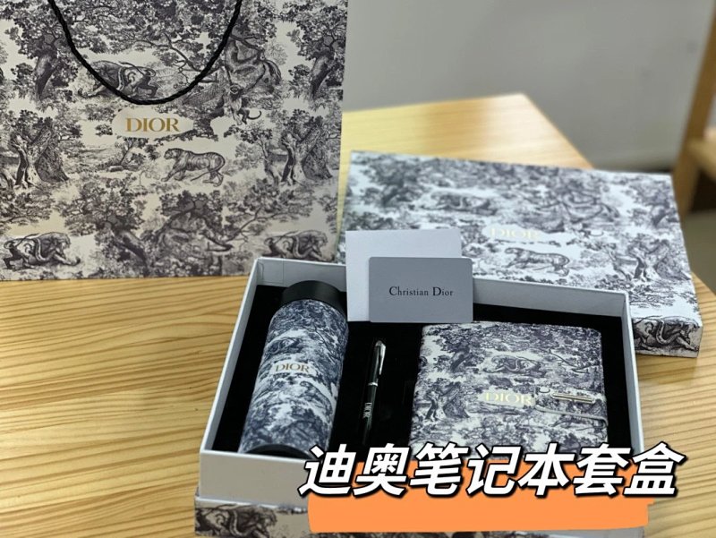 Dior bag