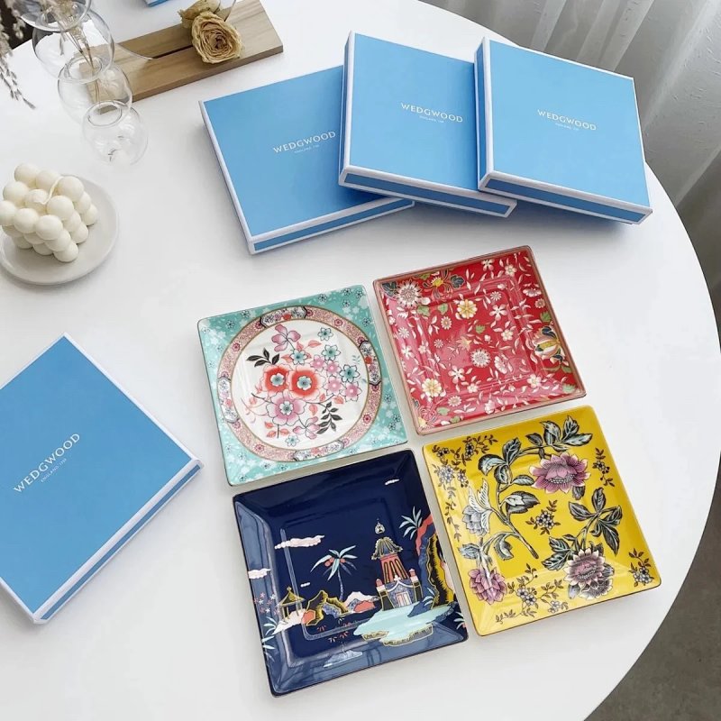 Wedgwood Wonderlust 14.5