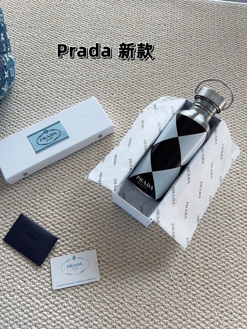 Prada Logo