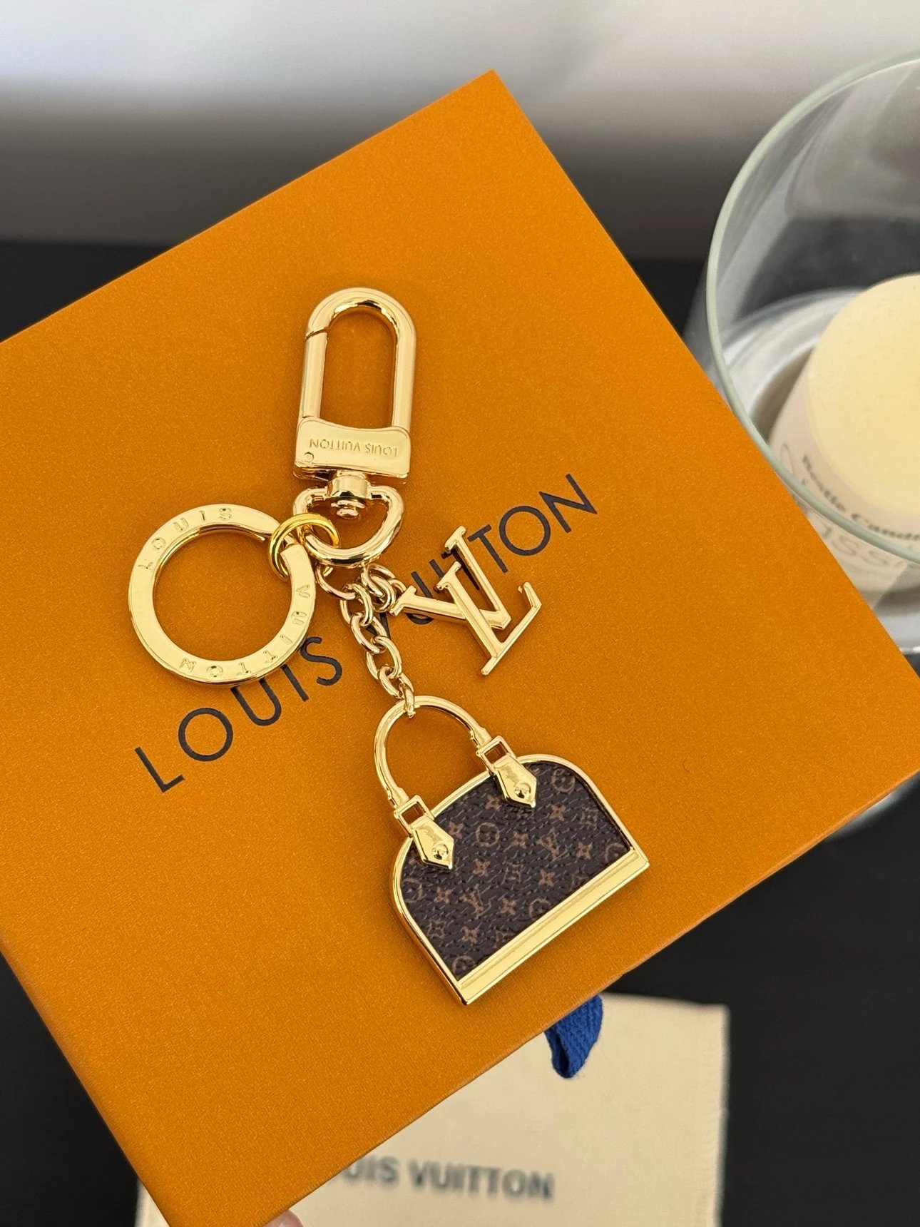 Louis Vuitton L Alma Monogrom Alma