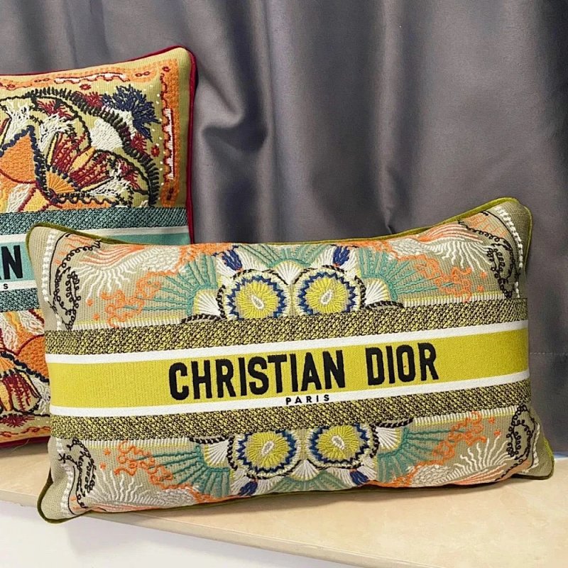 Dior Luminarie- Dior 30 50c