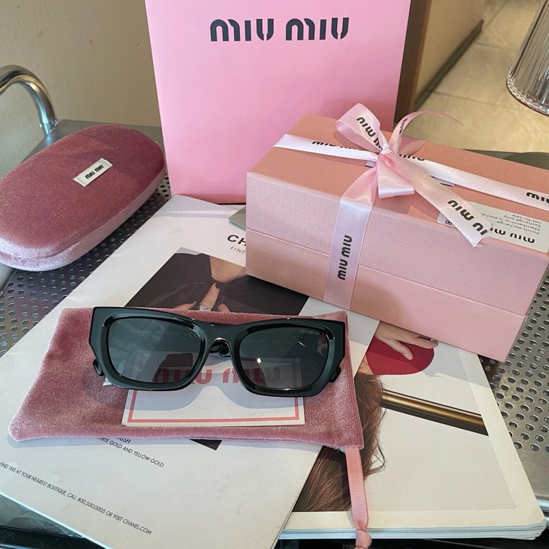 Miumiu Vip 09w