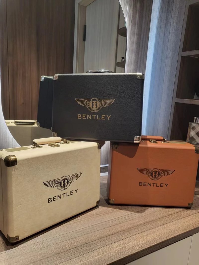 Bentley Vip Aux 3