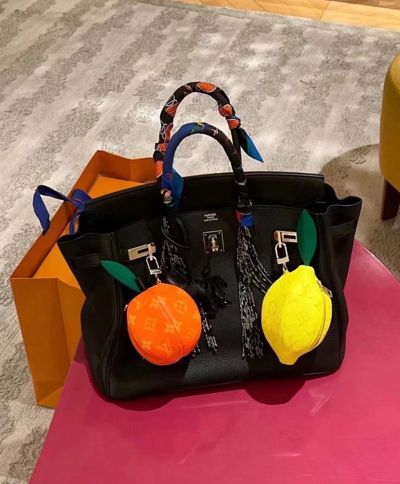 Crossbody bag from Celebrity