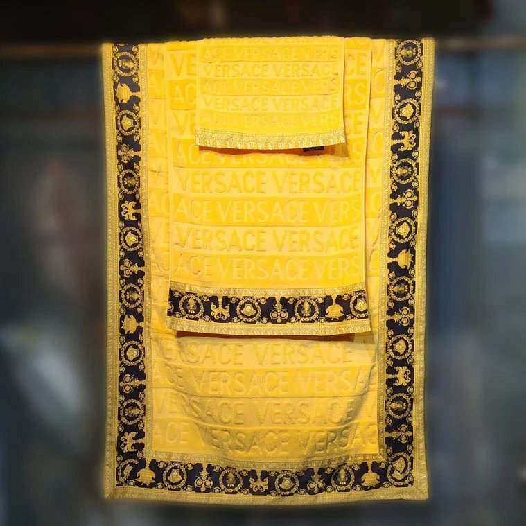 Versace I Baroque Logo
