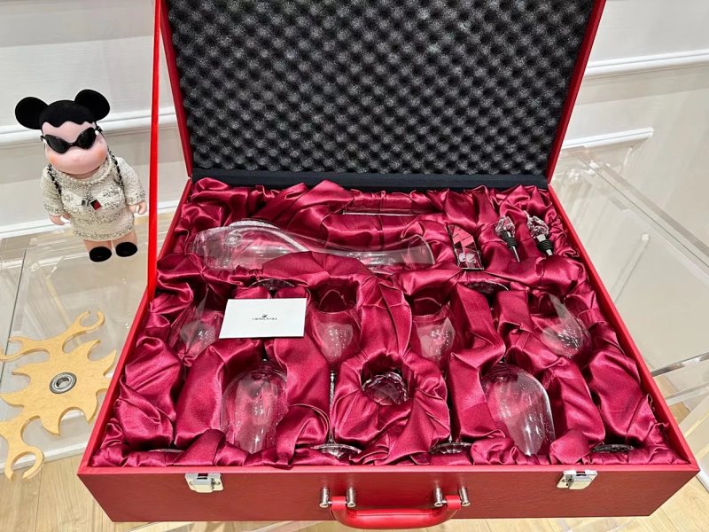 Set from Celebrity